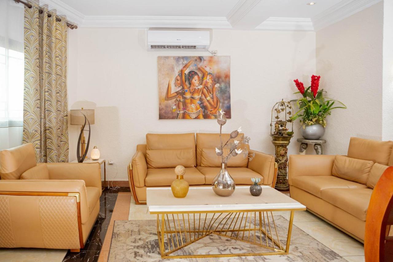 Hotel Hibiscus Louis 利伯维尔 外观 照片