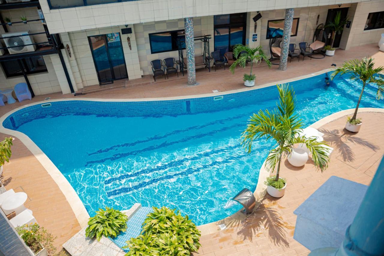 Hotel Hibiscus Louis 利伯维尔 外观 照片