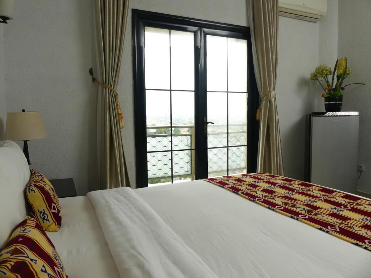 Hotel Hibiscus Louis 利伯维尔 外观 照片